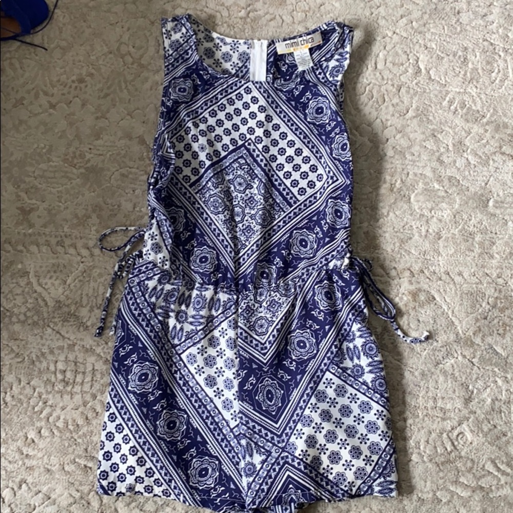 🔵The CUTEST Blue Patterned Romper🔵 Worn ONCE